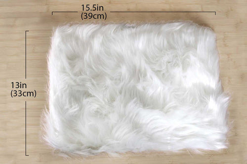 Plush bed in Natural