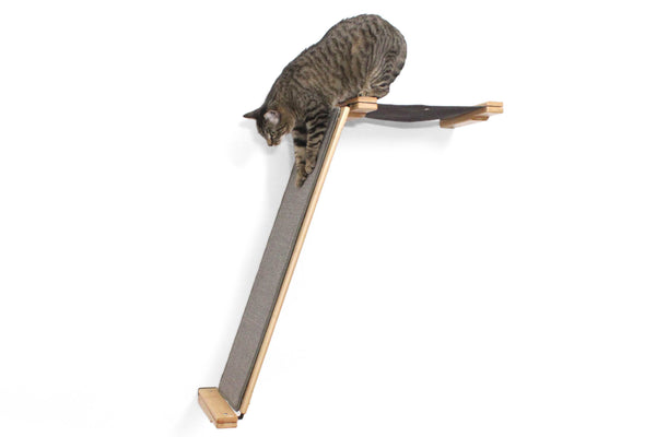 Angled Cat Scratcher Lounge