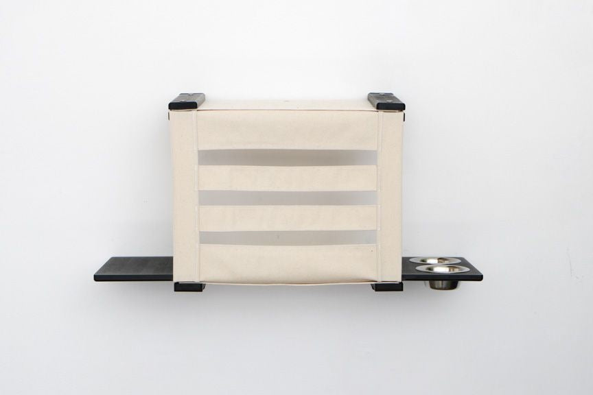 Deluxe Cat Cubby - Feeder