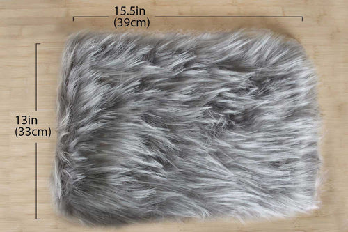 Plush bed in Gray 