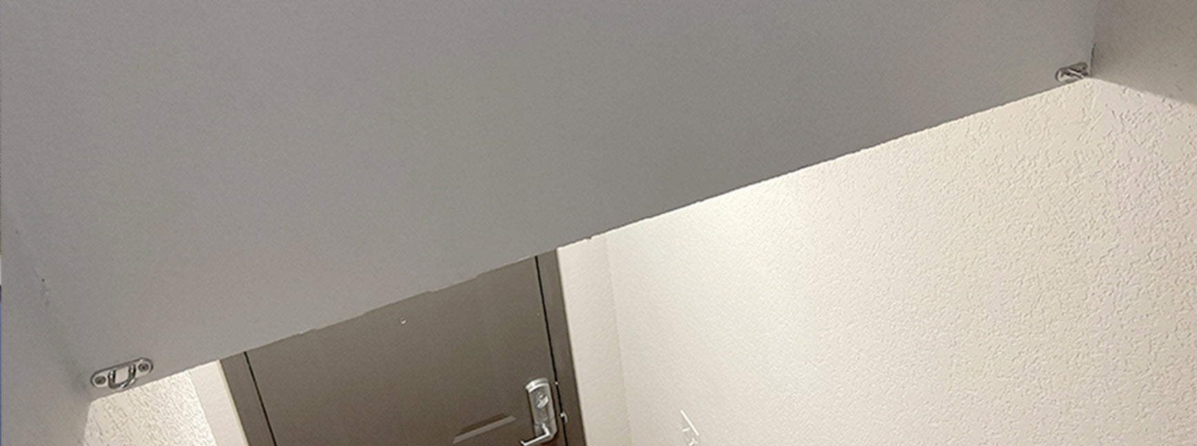 u hook placement